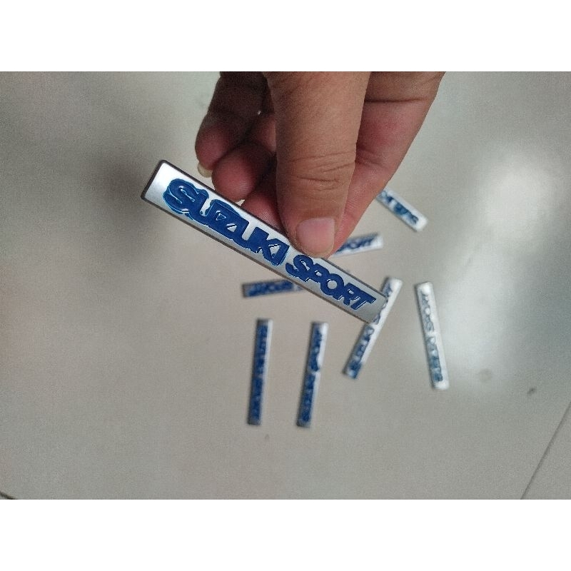 EMBLEM SPOILER SUZUKI ERTIGA 2018 SPOILER XL7