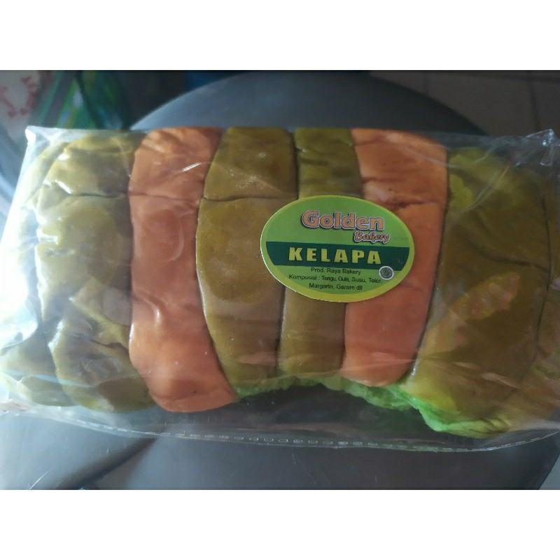 

RotiKombinasiisikelapadaunpandan
