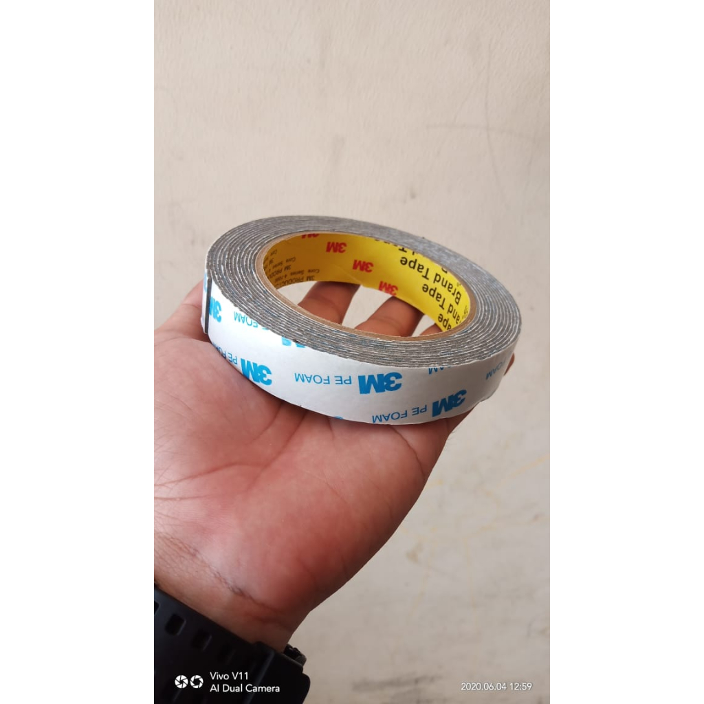 

DOUBLE TAPE 3M 2CM X 4.5M FOAM PUTIH / Isolasi Bolak - Balik Double Tape Doubletape 3M Putih Taiwan