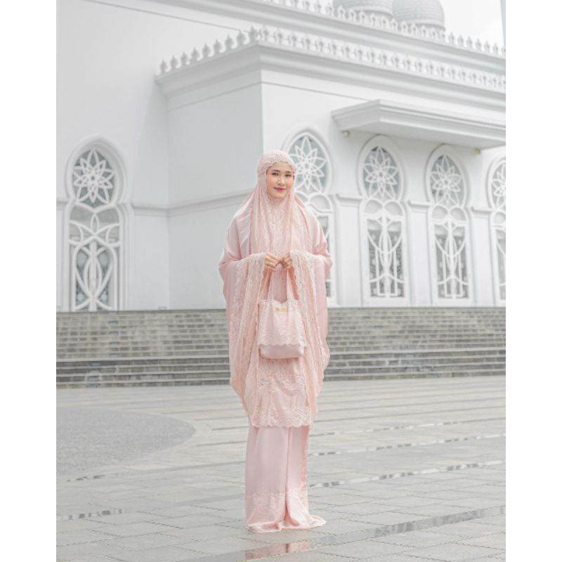 Moscha Hijab Aisha Lace Rose Gold Mukena Premium