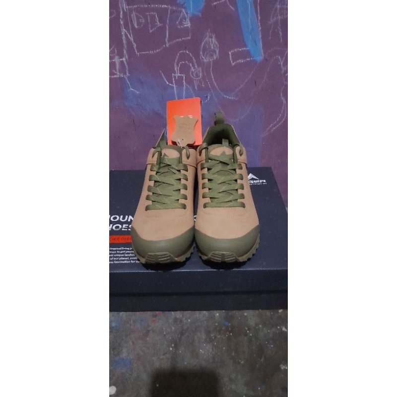 sepatu EIGER vibram bugle size 42