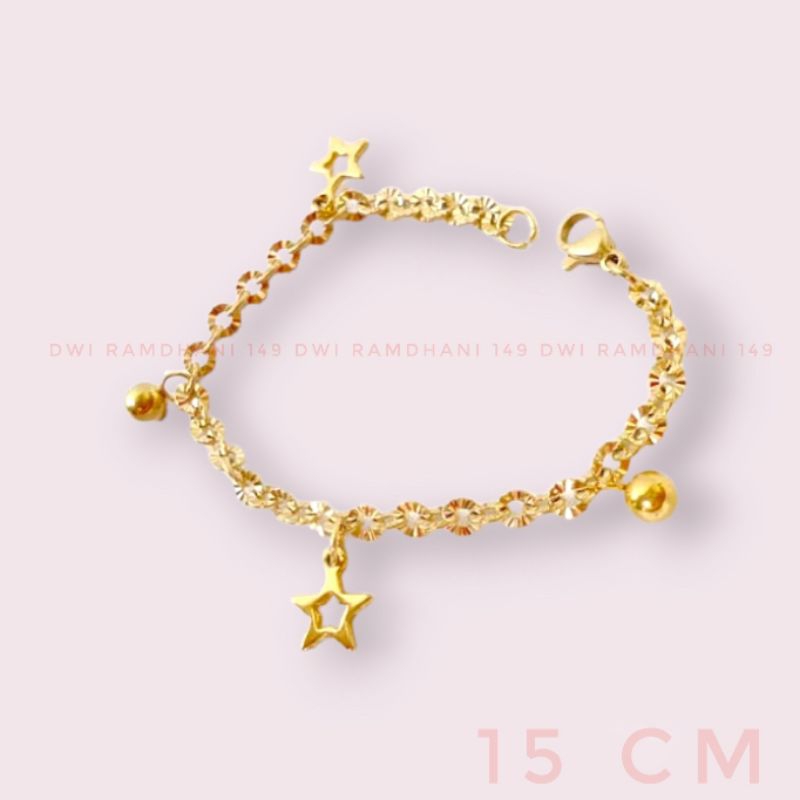 Gelang Anak Titanium Rantai Emas Bandul Bintang