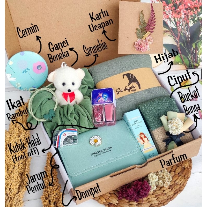 

Hampers Hijab / Hampers Ultah/ Hampers Wedding/ Hampers aniversary/ Kado Wisuda dll