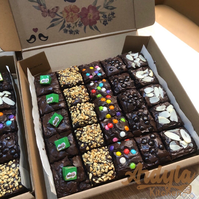 

Fudgy Brownies Panggang Ardyla Kitchen
