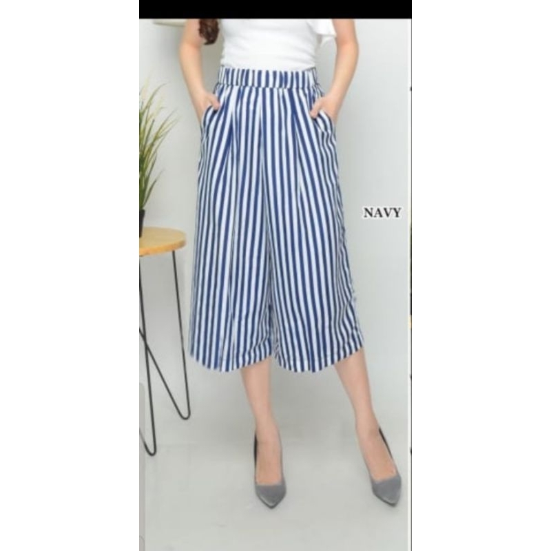 Celana Kulot 7/8 Salur Vertikal