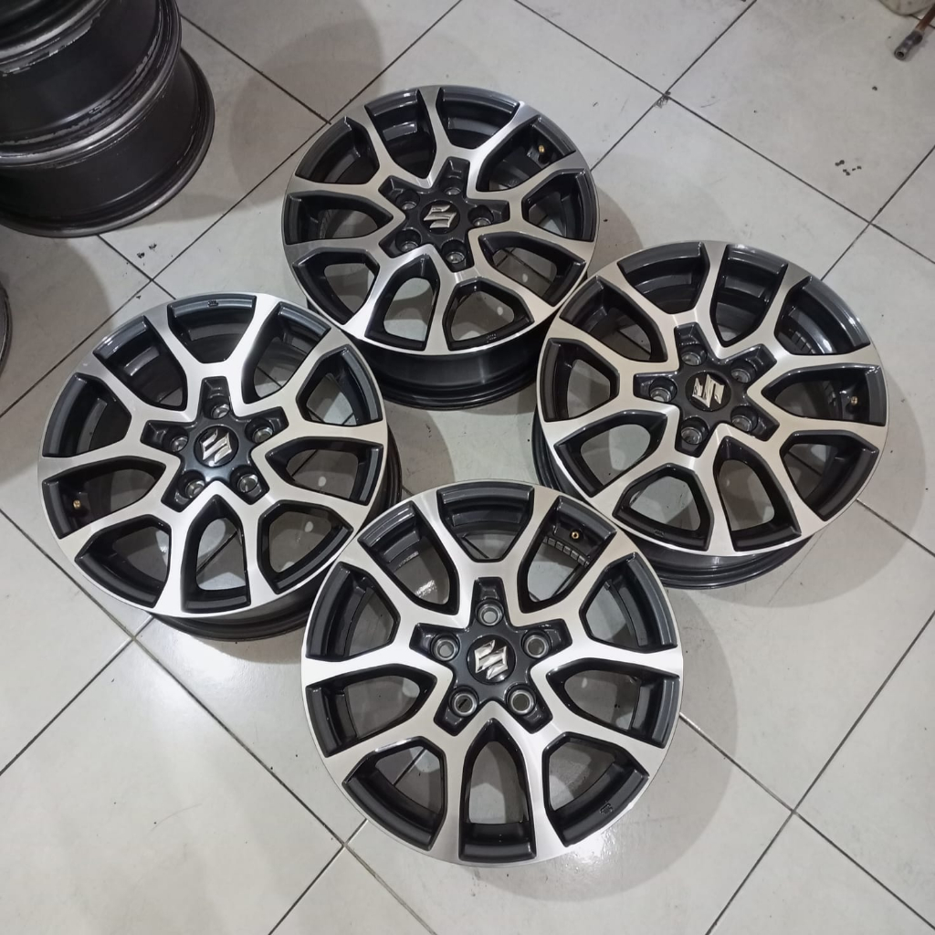 Velg Bekas Mobil Suzuki XL7 Ring 16 Velg Original Copotan Mobil XL7 Ring 16 Like New