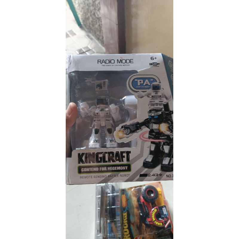 ROBOT BOXING BOT ROBOT TINJU KINGCRAFT WIFI REAL STEEL MAINAN - Putih