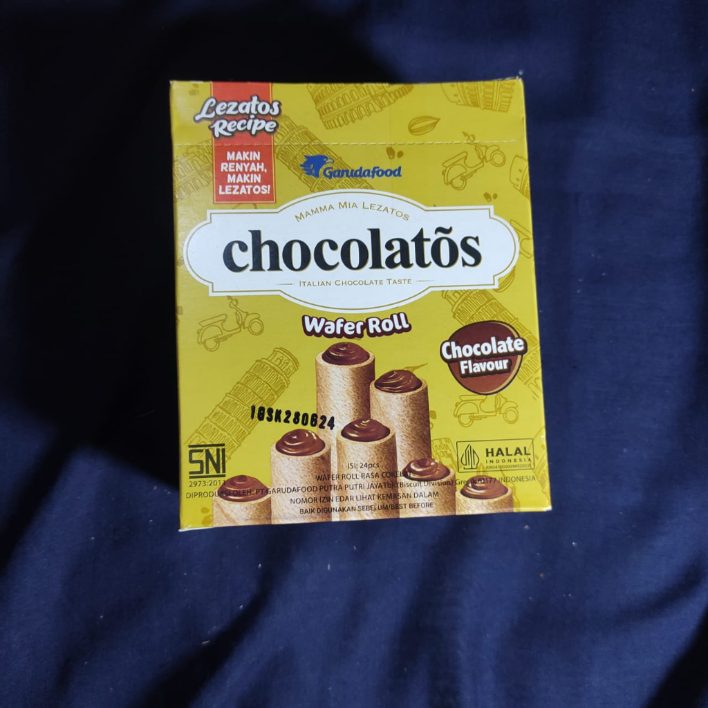 

Chocolatos cokolatos cocolatos Wafer Roll 1 Pak isi 24 biji