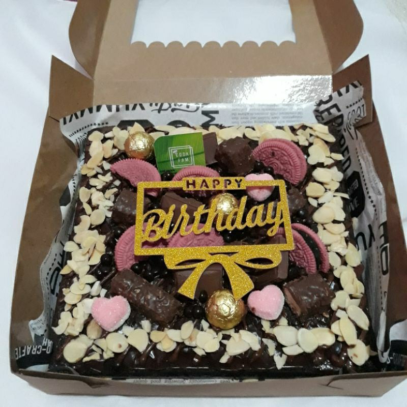 

Brownies panggang - Brownies ulang tahun - Fudge brownies - Brownies fudge