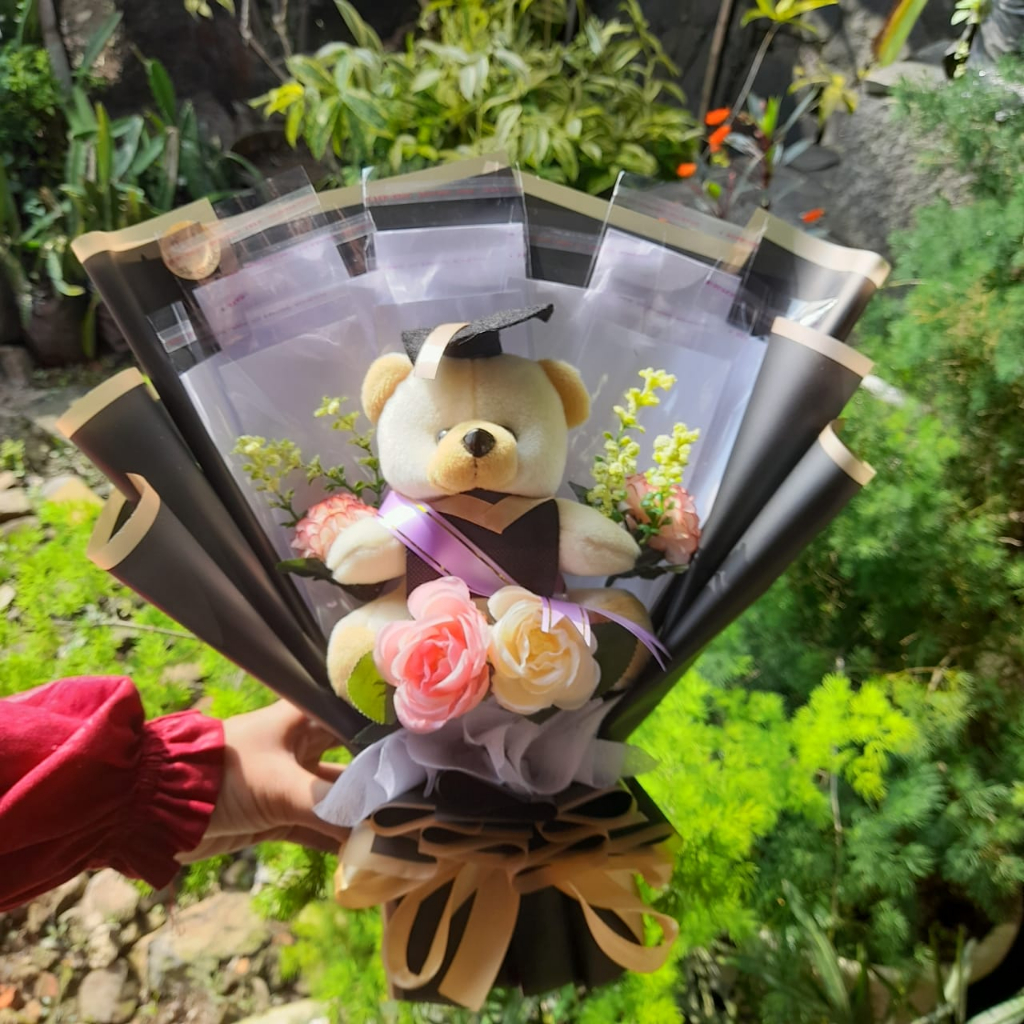 buket boneka wisuda dan uang kosong / buket wisuda uang kosong
