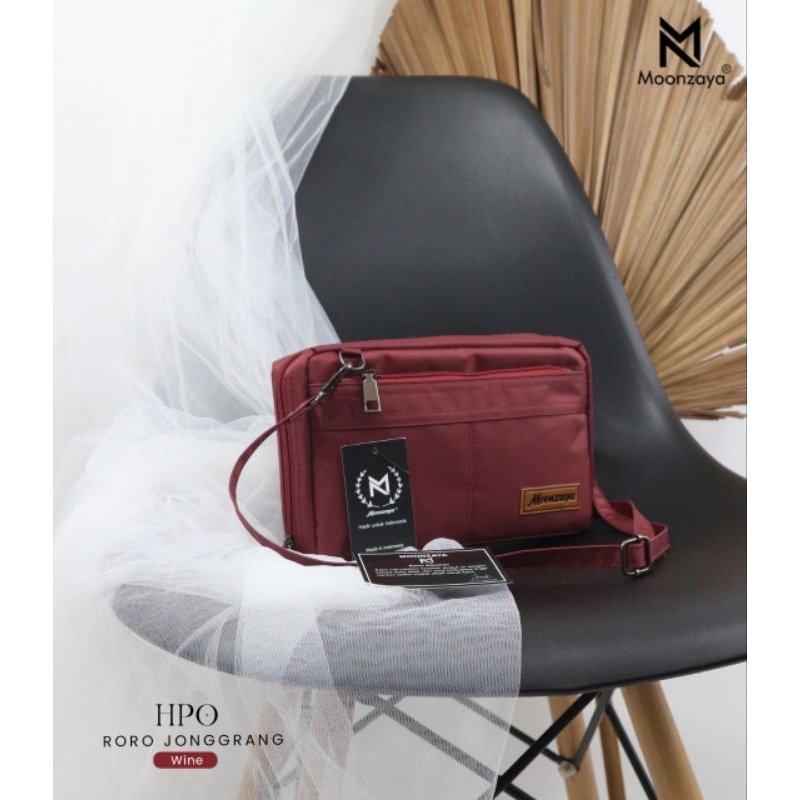 TAS SELEMPANG - TAS WANITA - TAS PRIA - MOONZAYA - RORO JONGGRANG