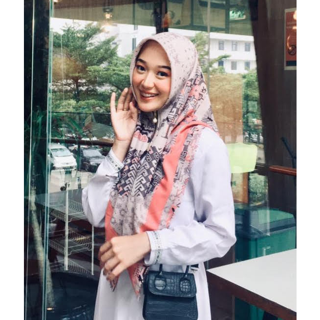 HIJAB ZIPPER INSTAN RESLETING MOTIF VOAL PREMIUM