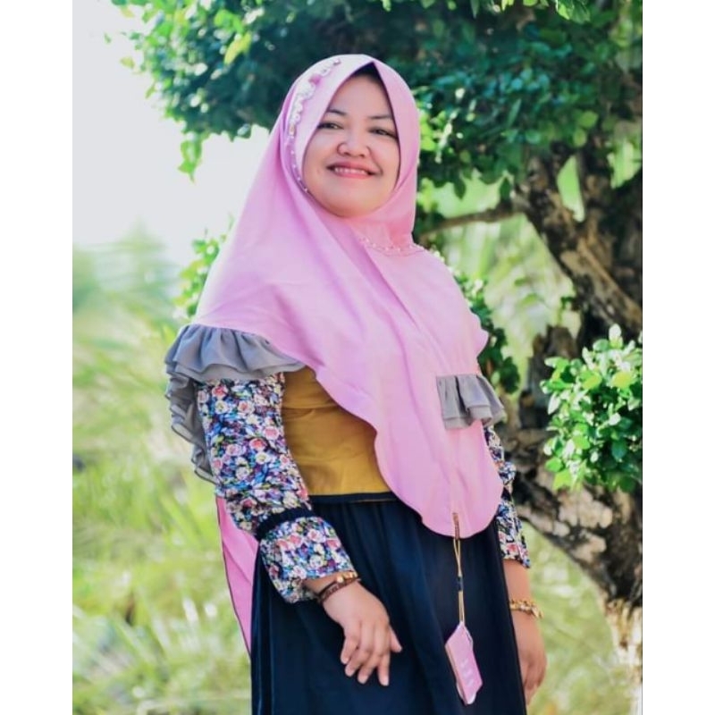 preloved bergo shaqueena tiara hijabers khimar pink