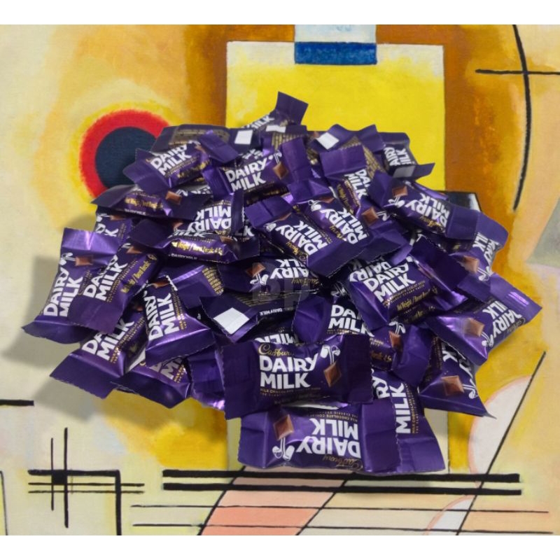 

Coklat Cadbury Mini /Coklat Dairy Milk/ Coklat Cadbury