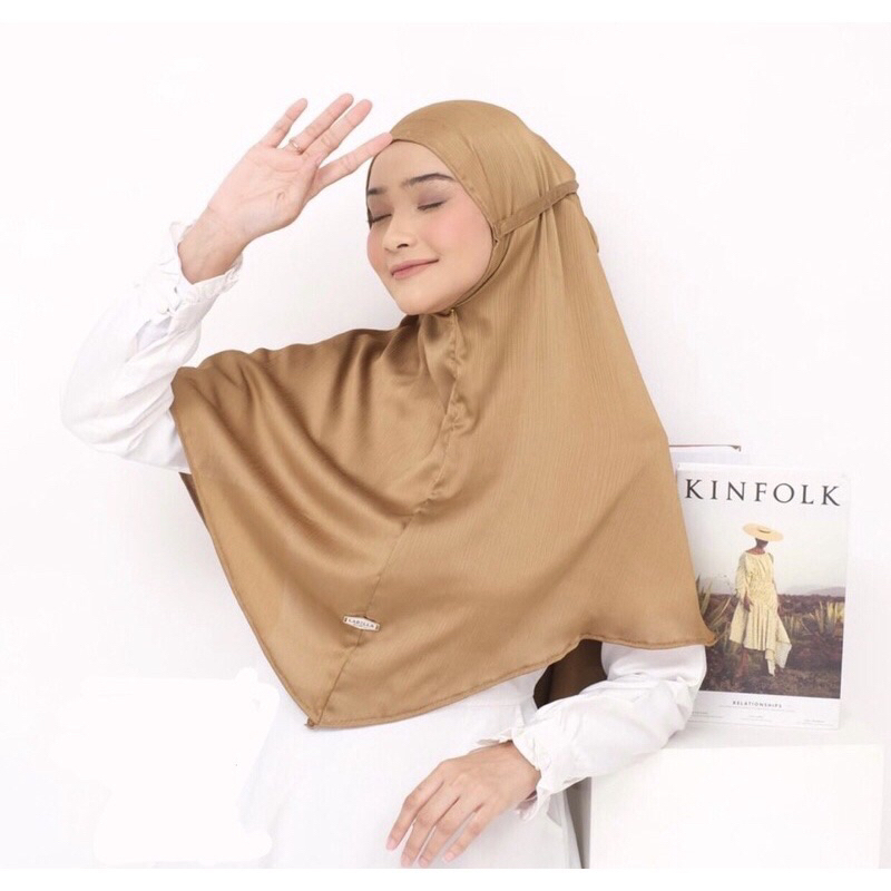 BERGO ARMANI SILK PREMIUM / BERGO MARYAM ARMANI SILK POLOS / BERGO MEWAH