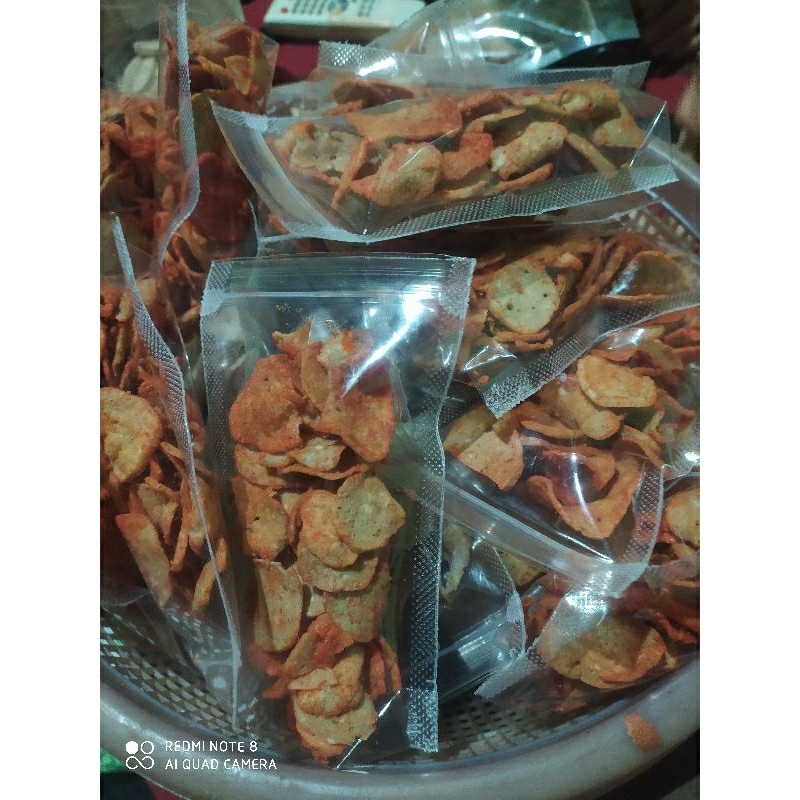 

keripik bakso rasa balado kemasan ekonomis