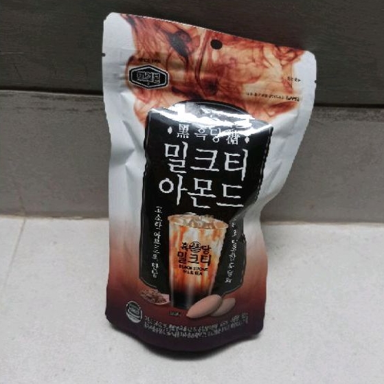 

Murgerbon Brown Sugar Milk Tea Almond 180g / Murgerbon Almond Salut Teh Susu Gula Aren. 180g