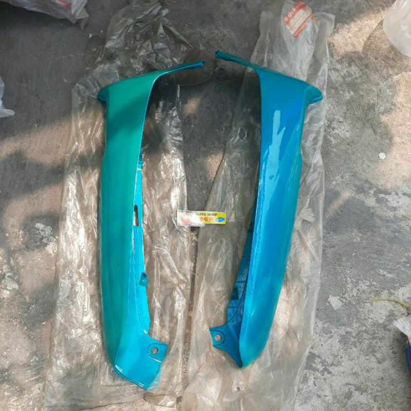 sayap luar kiri kanan warna hijau 009 suzuki shogun new 110 asli suzuki SGP