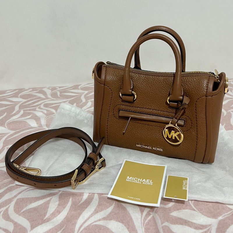 preloved mk carine xs brown