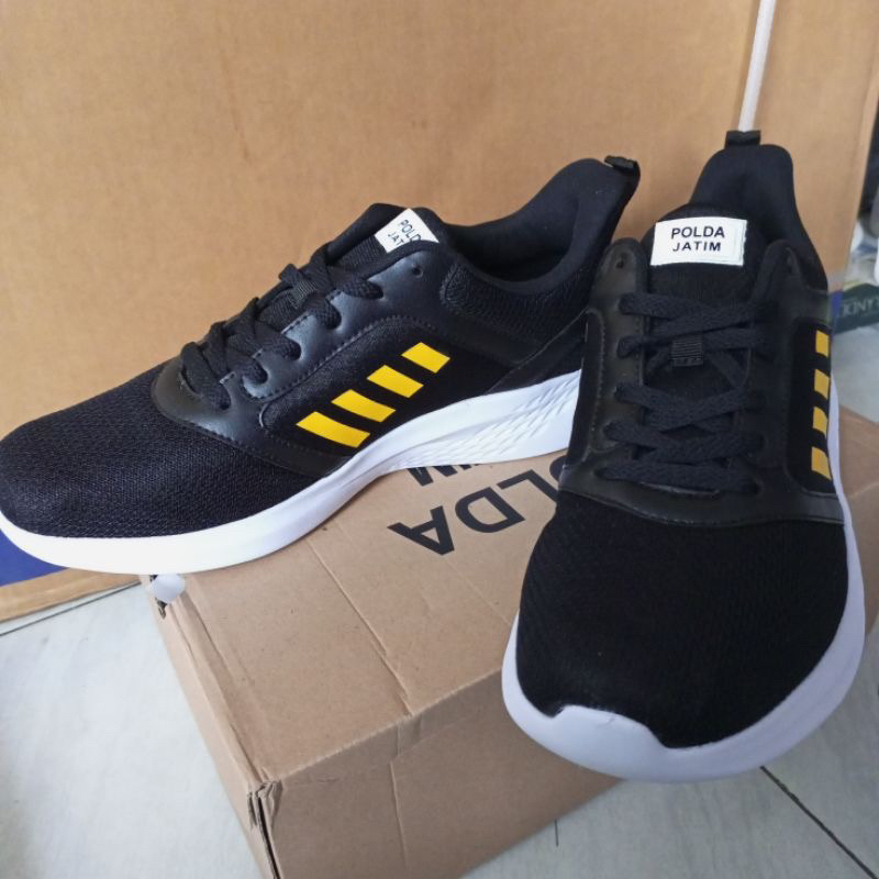 SEPATU OLAHRAGA POLRI 2023 TERBARU/POLRI//BHAYANGKARI gratis kaos kaki