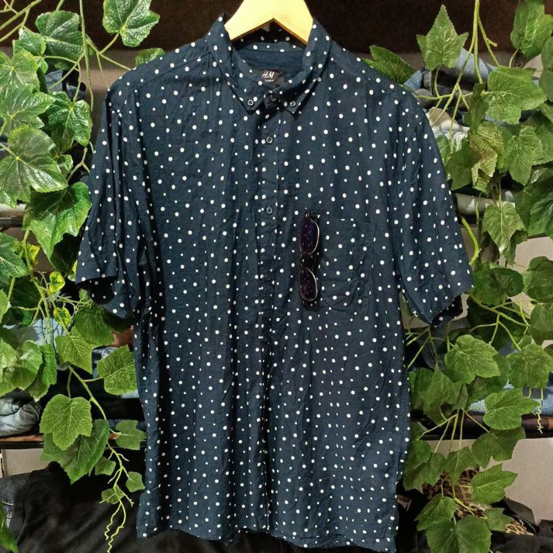 kemeja lengan pendek branded ecenem second masih cindo