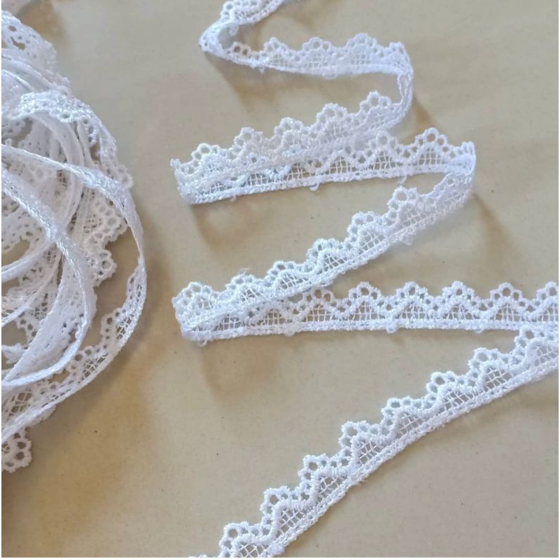 Renda gelombang / renda gelombang kecil / renda bordir / renda gyper / renda / renda ombak / lace / 