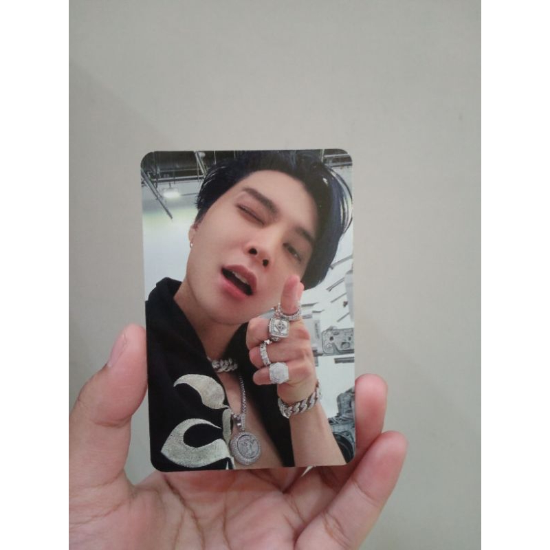 Photocard Johnny 2 baddies faster