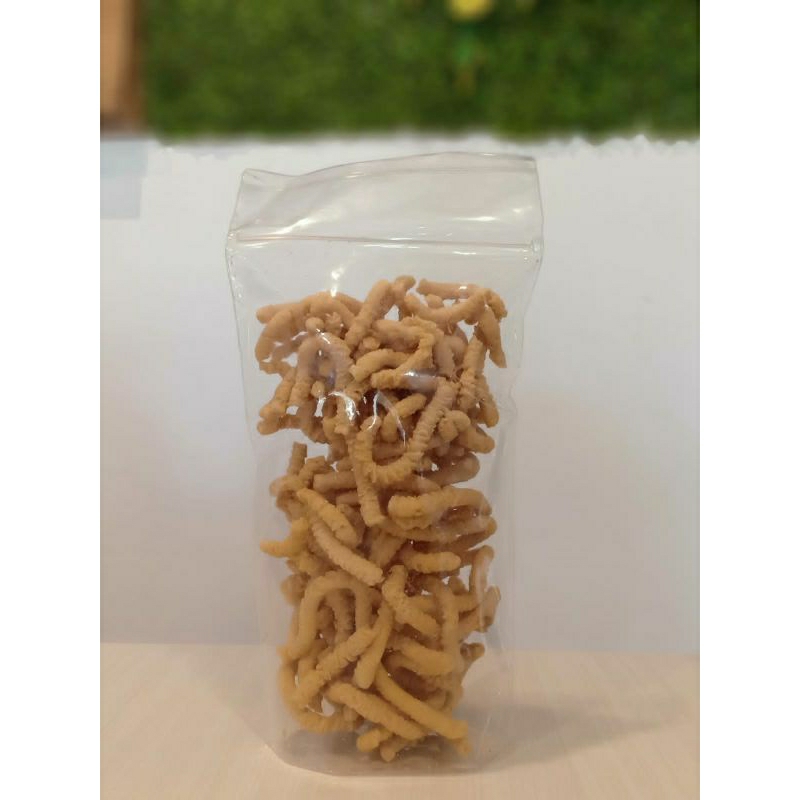

Akar kelapa / Gurih, renyah, murah meriah