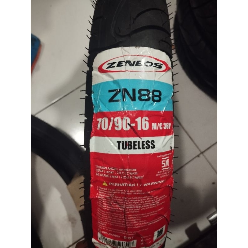 BAN ZENEOS ZN88 70/90-16 TUBELESS RING 16