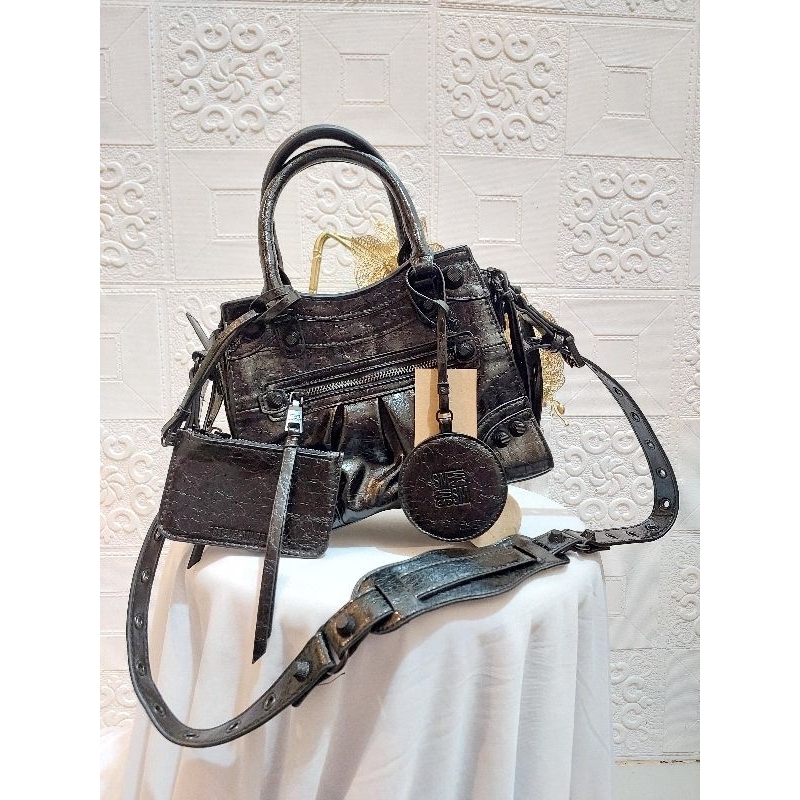 Steve Madden Bcelia Bag Black (NWT)