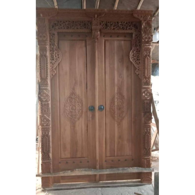 pintu ukir minimalis
