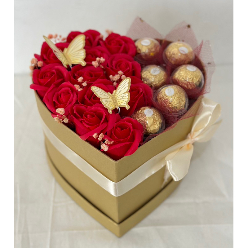 ESMGIFTS - BUTTERFLY LOVE - Bloom Flower Ferrero Box/ Soap Flowers Ferrero Bouquet/ Baby Breath/ Buket Bunga Mawar Coklat/  Birthday Bouquet/ Bunga Ulang tahun/ Buket Wisuda/ Valentine's day Bouquet/ Hari Kasih Sayang/ Buket Hari Ibu