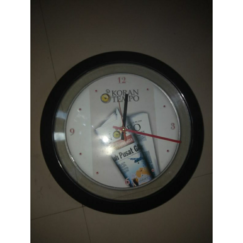 Jam dinding JADUL  iklan KORAN TEMPO