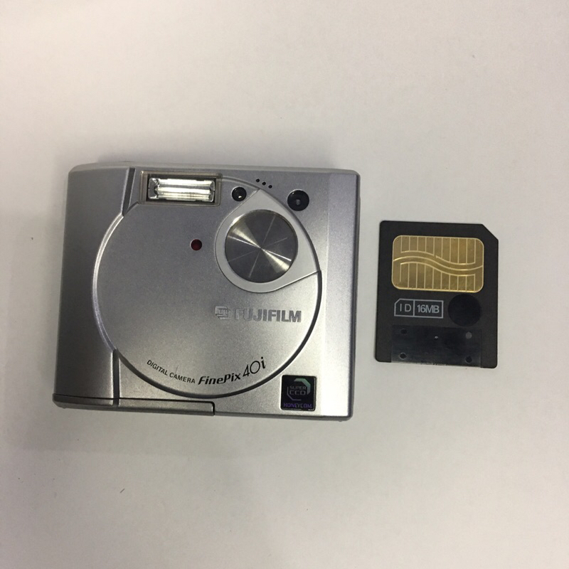 Kamera digital digicam retro Fujifilm finepix 40i not 4700z