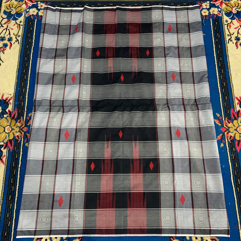 sarung samarinda motif pelupuh songket