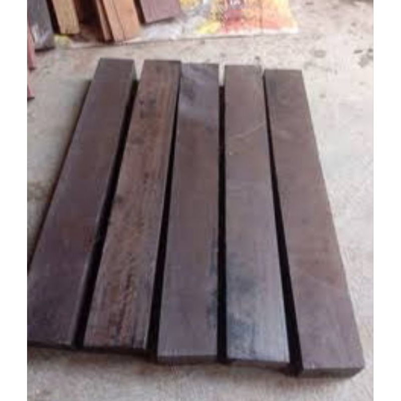 Kayu galih kelor hitam kalimantan balok 2 kg ± 60 cm