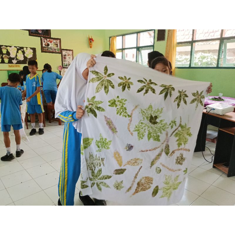 Taplak Meja Batik Ecoprint