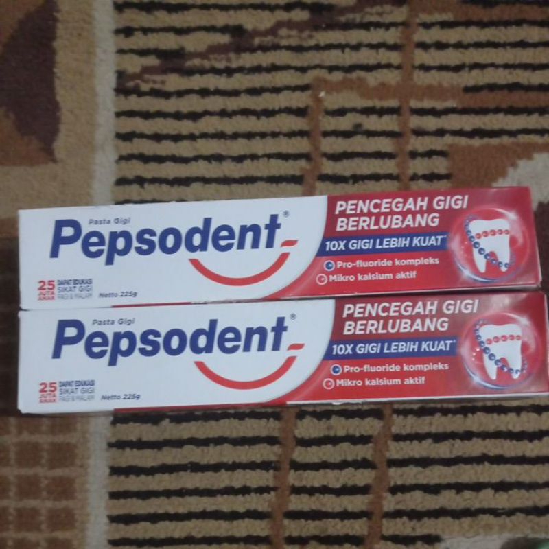 Pepsodent pasta gigi 225gr