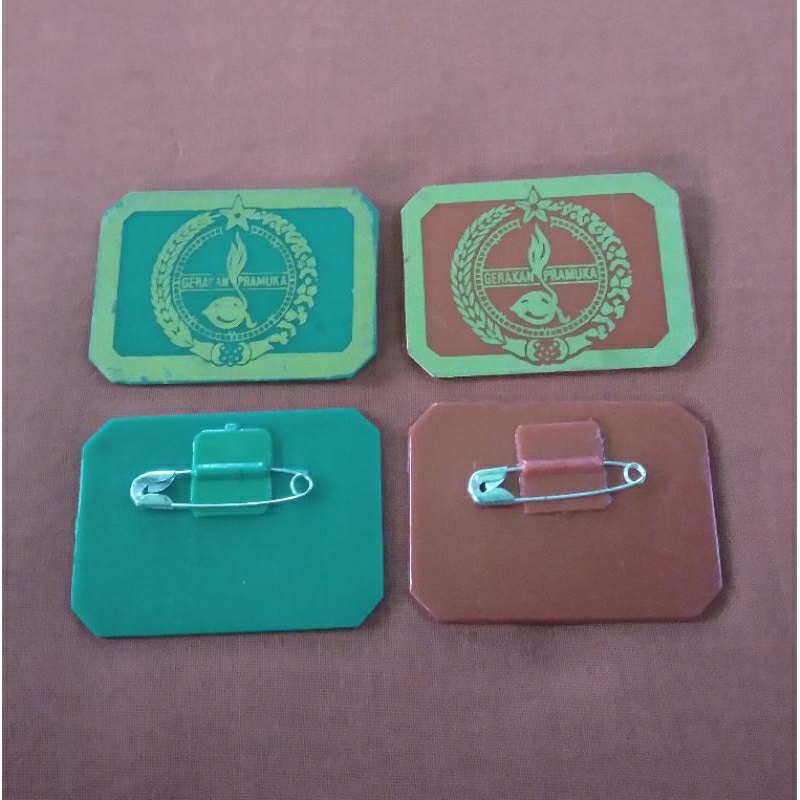 

Tanda topi pramuka putra