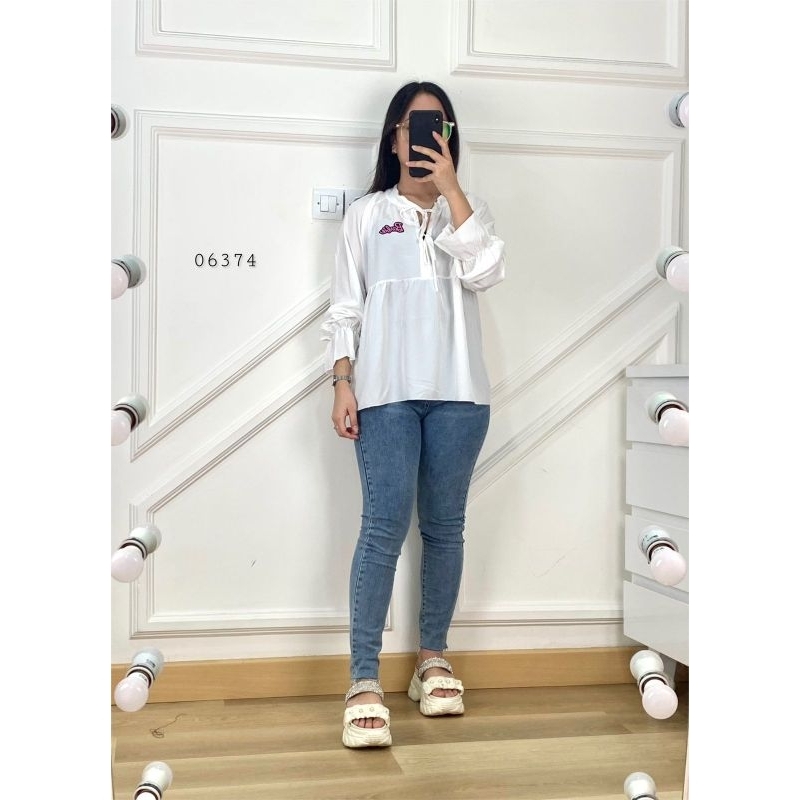 06374 Blouse Putih Babydoll Barbie tangan balon Puff Premium/Atasan Blouse Putih Motif Barbie Kekini