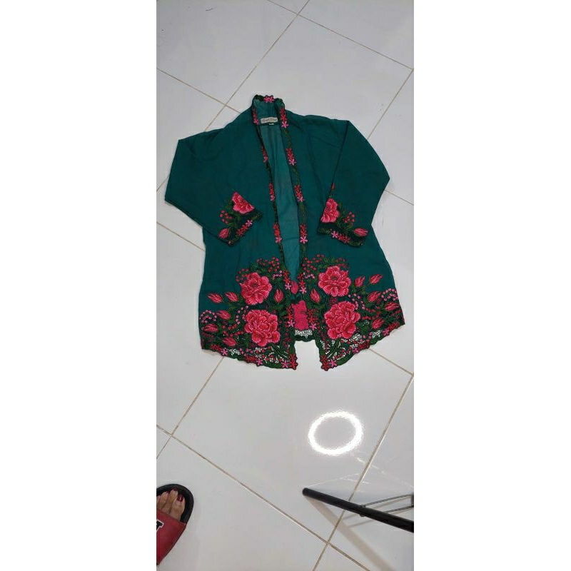 Preloved Roemah Kebaya Vielga