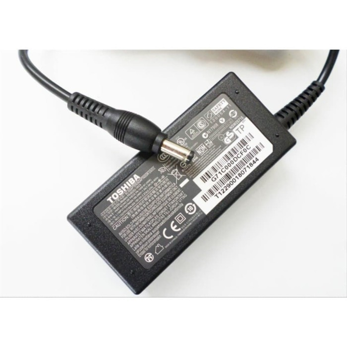 Adaptor Charger Toshiba NB510 NB520 NB505 NB500 NB200 NB305 Original