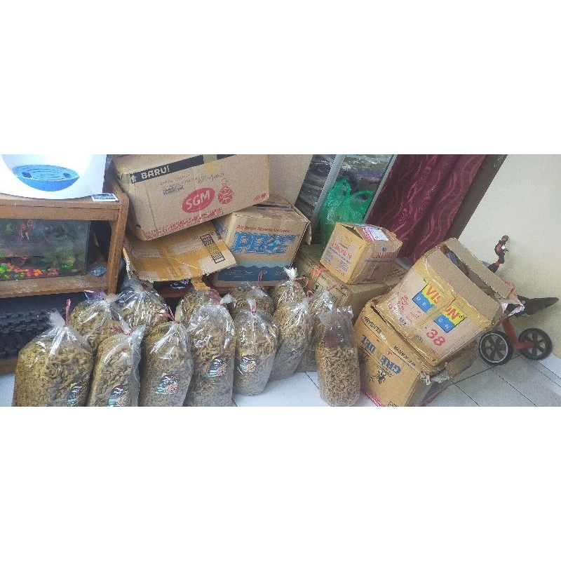 

Keripik usus renyah 1 kg