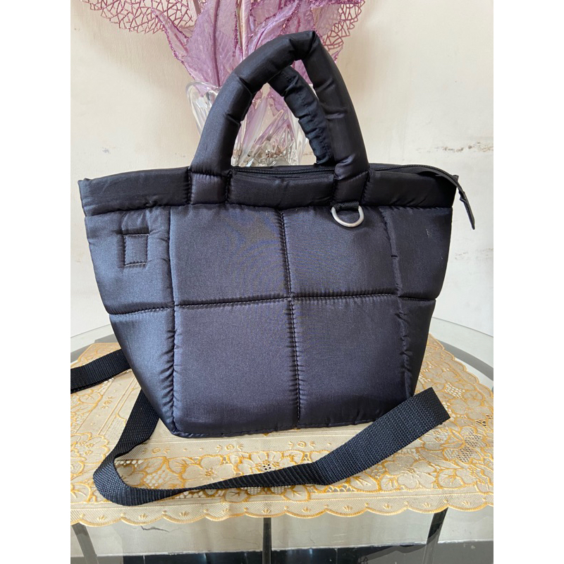 Preloved Puffy bag