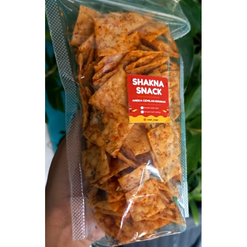 

keripik pangsit bawang 130g
