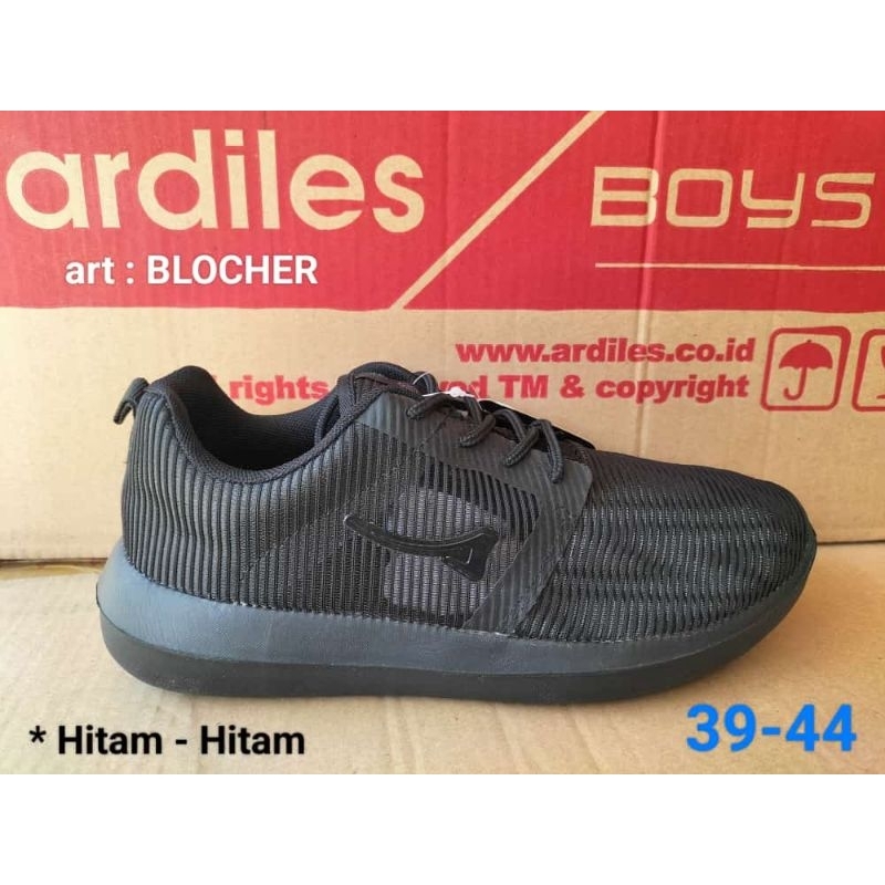 sepatu sekolah Ardiles dewasa