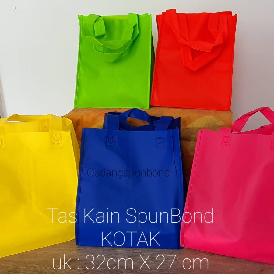 

(Harga Pcs ) Tas Kain Spunbond Handle Box Jahit Uk 32x27, 23.5x22 , 25.5x24.5