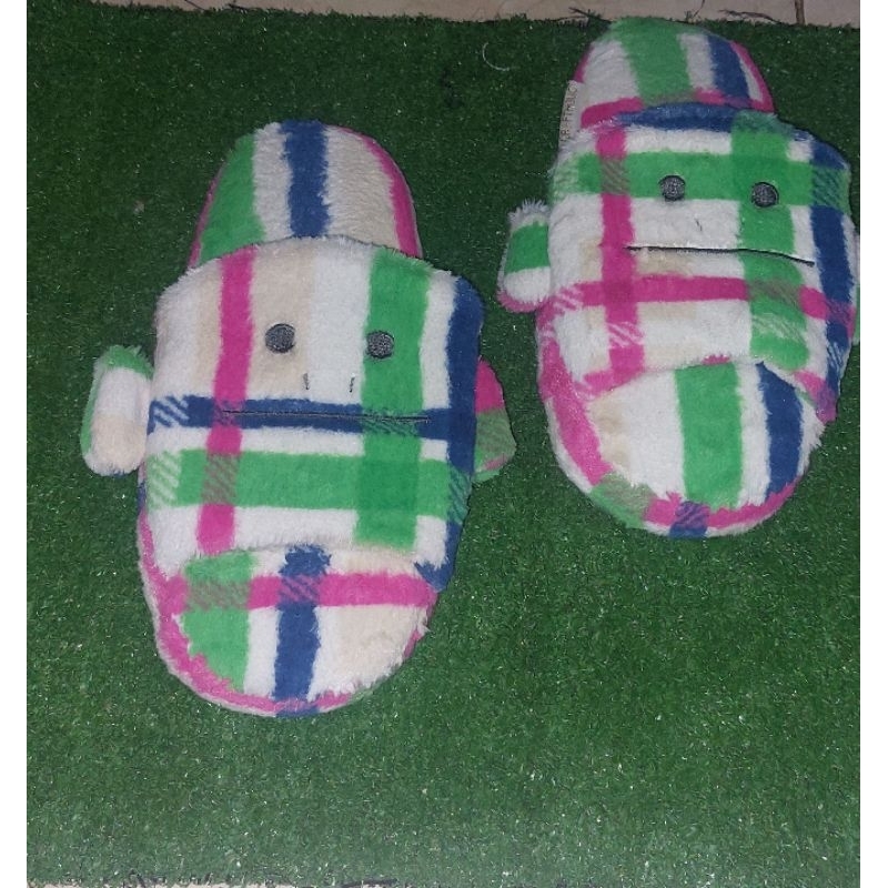 Sandal Boneka Craftholic Dewasa
