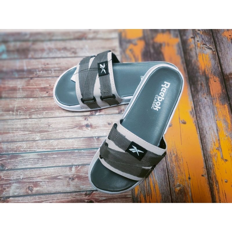 Sandal slop Reebok classic green and white high quality