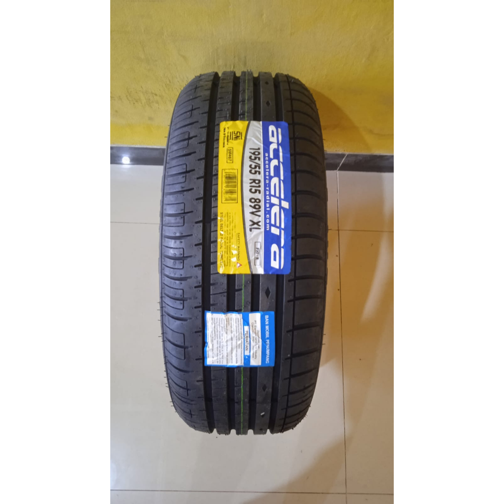 Ban Accelera 195/55 PHI R15